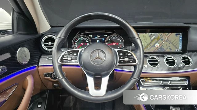 Mercedes-Benz E-Class W213 2019 Белый из Кореи, фото 4