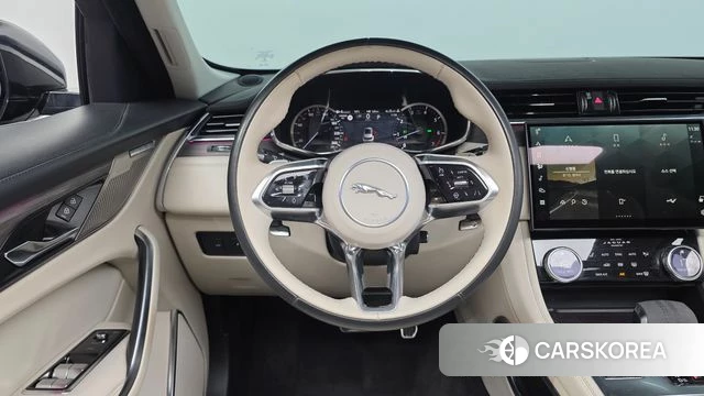 Jaguar F-PACE 2022 Черный из Кореи, фото 4