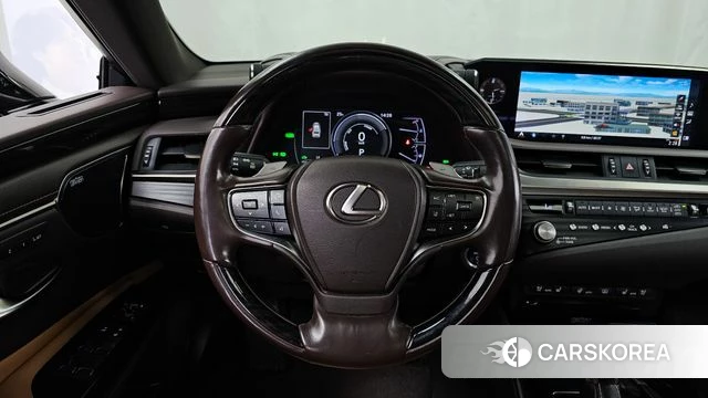Lexus ES300h 7th generation 2020 Черный из Кореи, фото 4