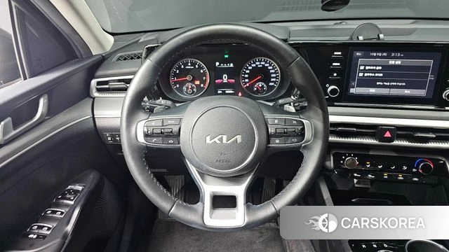 Kia K5 3rd generation 2023 Черный из Кореи, фото 4