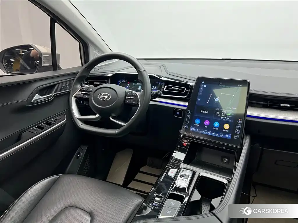 Hyundai Custo 2022 Champagne/brown из Китая, фото 4