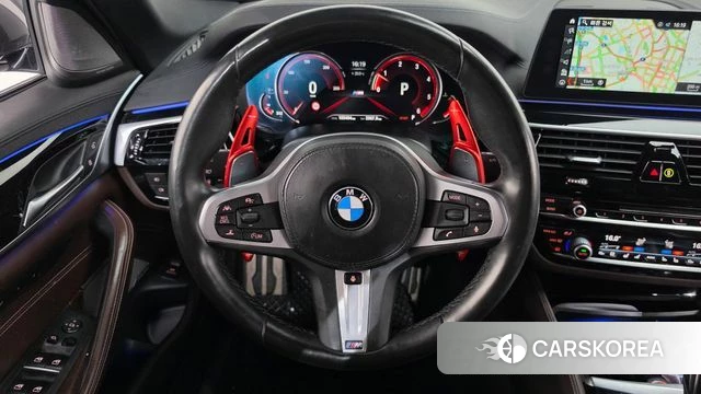 BMW 5 Series (G30) 2018 Серый из Кореи, фото 4