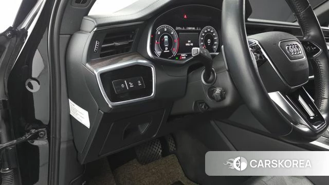 Audi A6 (C8) 2020 Черный из Кореи, фото 4