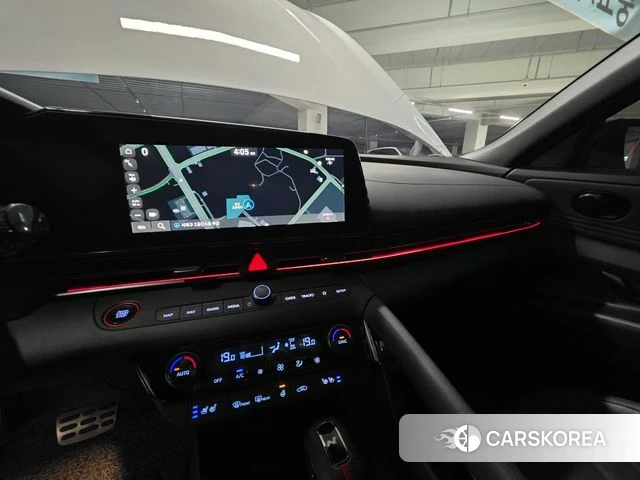 Hyundai The New Avante Hybrid (CN7) 2025 Белый из Кореи, фото 4