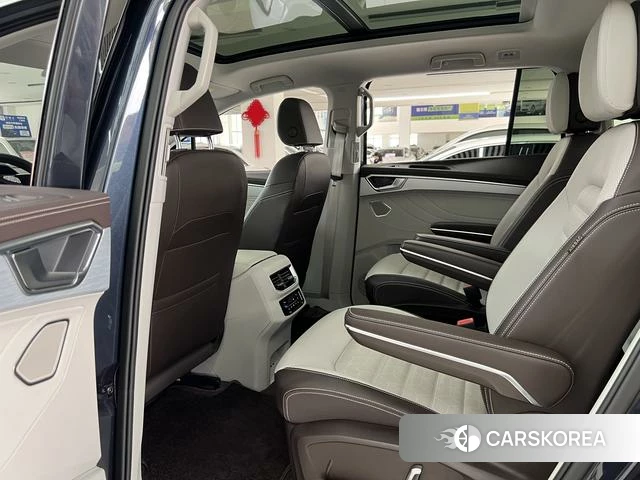 Volkswagen Talagon 2022 Синий из Китая, фото 4