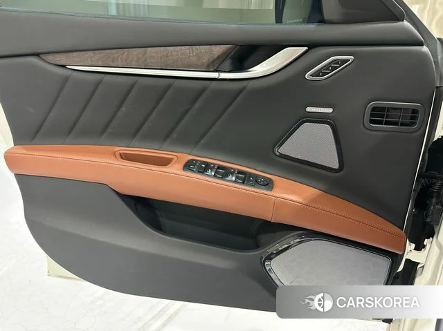 Maserati Ghibli id 4462892 из Кореи 4