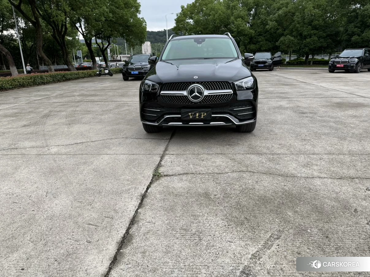 Mercedes-Benz GLE 2020 Черный из Китая, фото 4