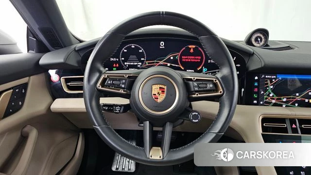 Porsche Taycan 2023 Серебристо-серый из Кореи, фото 4