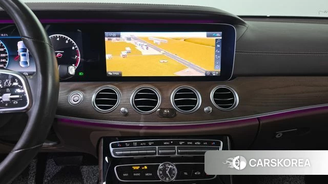 Mercedes-Benz E-Class W213 2020 Серый из Кореи, фото 4
