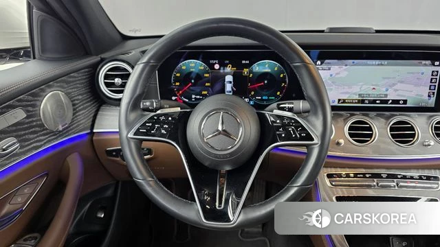 Mercedes-Benz E-Class W213 2022 Белый из Кореи, фото 4