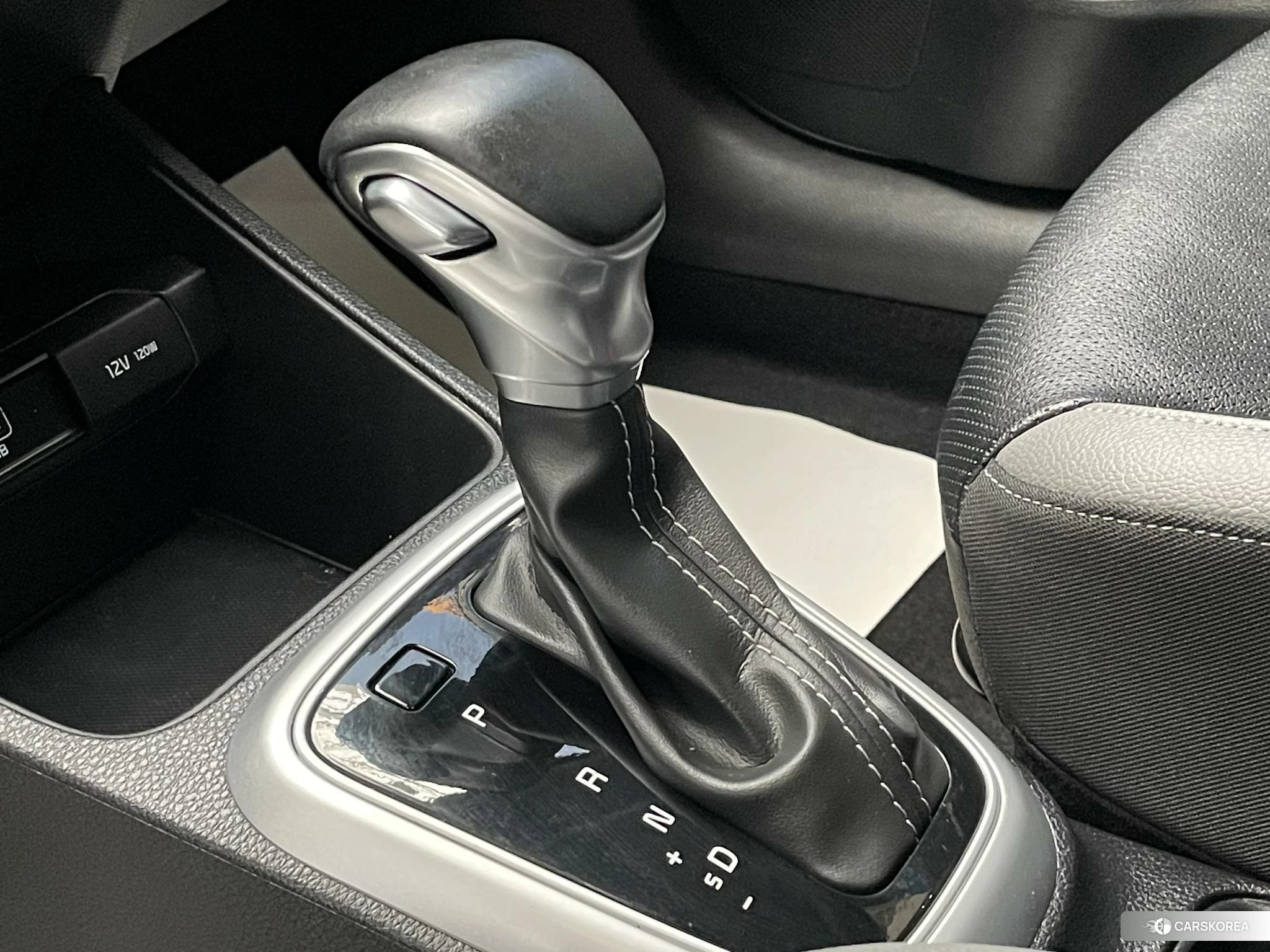 Kia KX1 2021 Белый из Китая, фото 4
