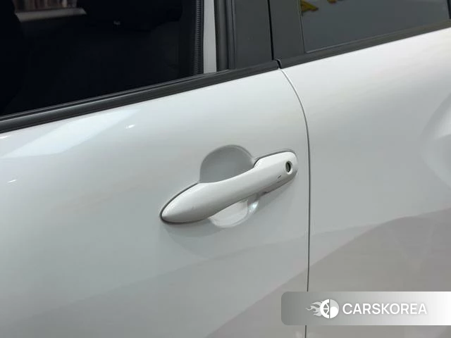 Toyota Corolla 2024 Белый из Китая, фото 4