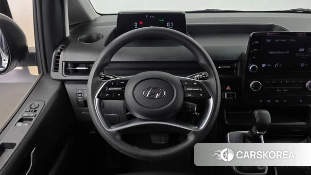 Hyundai Staria 2022 Белый из Кореи, фото 4