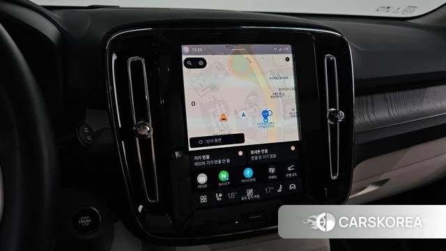 Volvo XC40 2025 Белый из Кореи, фото 4
