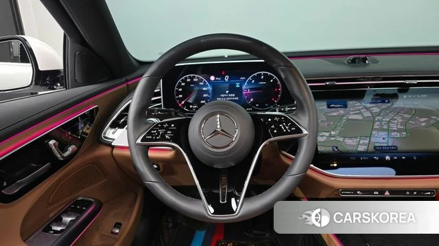 Mercedes-Benz E-Class W214 2024 Белый из Кореи, фото 4