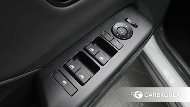 Hyundai Kona (SX2) 2023 Белый из Кореи, фото 4