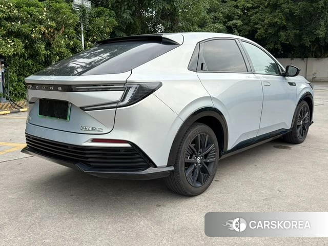 Honda e:NP2 2024 Серебристо-серый из Китая, фото 4