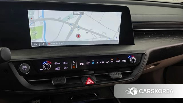 Kia K8 Hybrid 2023 Белый из Кореи, фото 4