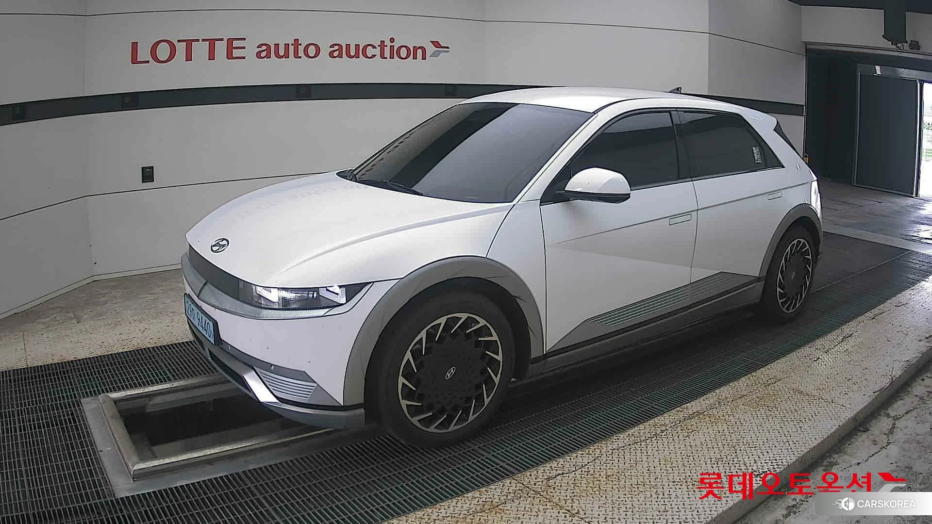 Hyundai IONIQ 5 2022 Atlas White из Кореи, фото 4