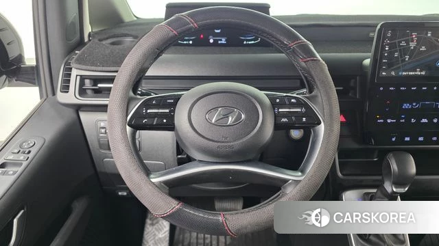 Hyundai Staria 2023 Белый из Кореи, фото 4