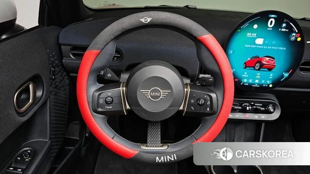 Mini Cooper C Convertible 4th Generation 2025 Красный из Кореи, фото 4