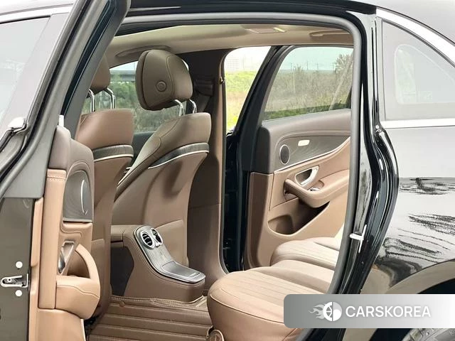Mercedes-Benz E-Class 2023 Черный из Китая, фото 4