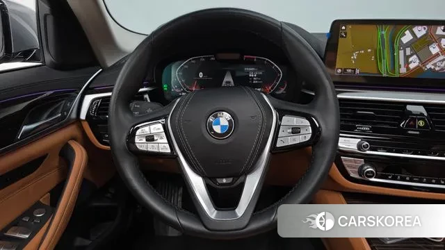 BMW 5 Series (G30) 2023 Серебряный из Кореи, фото 4