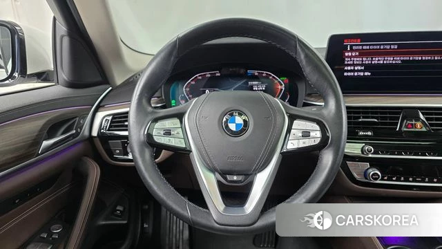 BMW 5 Series (G30) 2020 Белый из Кореи, фото 4