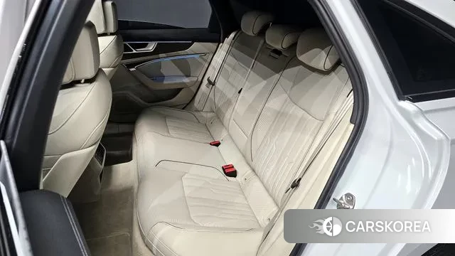 Audi A6 (C8) 2025 Белый из Кореи, фото 4