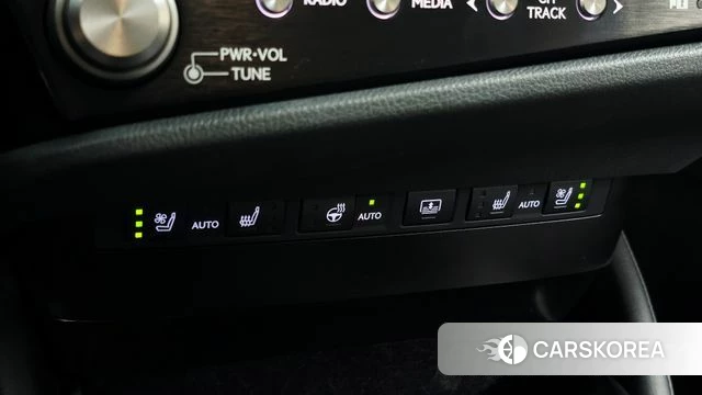 Lexus ES300h 7th generation 2023 Белый из Кореи, фото 4