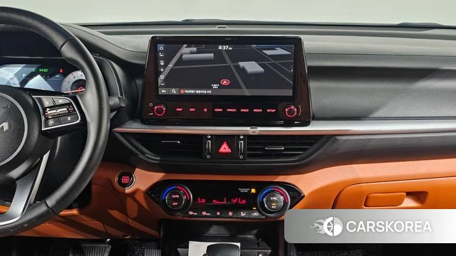 Kia The New K3 2nd generation 2022 Белый из Кореи, фото 4