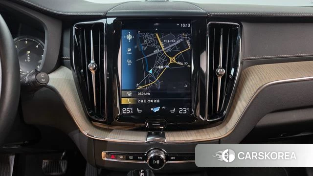 Volvo XC60 second Generation 2018 Серый из Кореи, фото 4