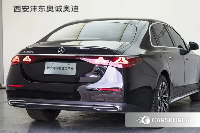 Mercedes-Benz E-Class 2025 Черный из Китая, фото 4