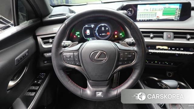 Lexus UX250h 2021 Белый из Кореи, фото 4