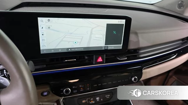 Kia The New Carnival 4th Generation 2024 Коричневый двухцветный из Кореи, фото 4