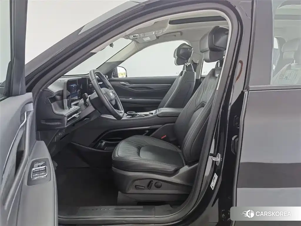Ford Edge 2025 Черный из Китая, фото 4
