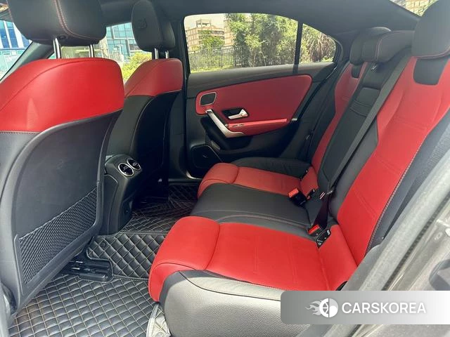 Mercedes-Benz AMG A-Class 2023 Серебристо-серый из Китая, фото 4