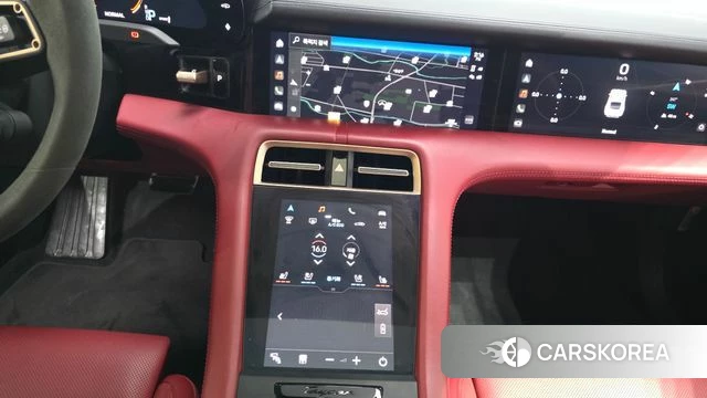 Porsche Taycan 2024 Белый из Кореи, фото 4