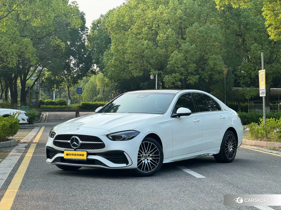 Mercedes-Benz C-class 2024 Белый из Китая, фото 4