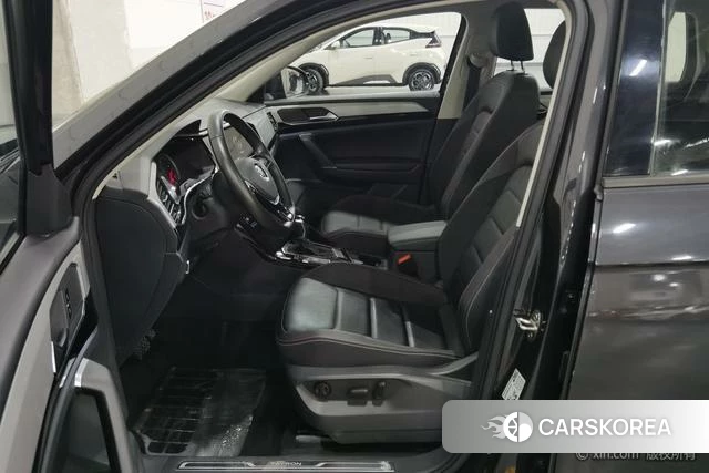 Volkswagen Tayron 2021 Черный из Китая, фото 4