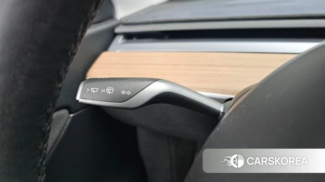 Tesla Model Y 2021 Белый из Кореи, фото 4