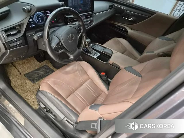 Lexus ES300h 7th generation 2021 Серый из Кореи, фото 4