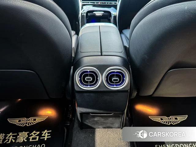 Mercedes-Benz C-class 2024 Черный из Китая, фото 4