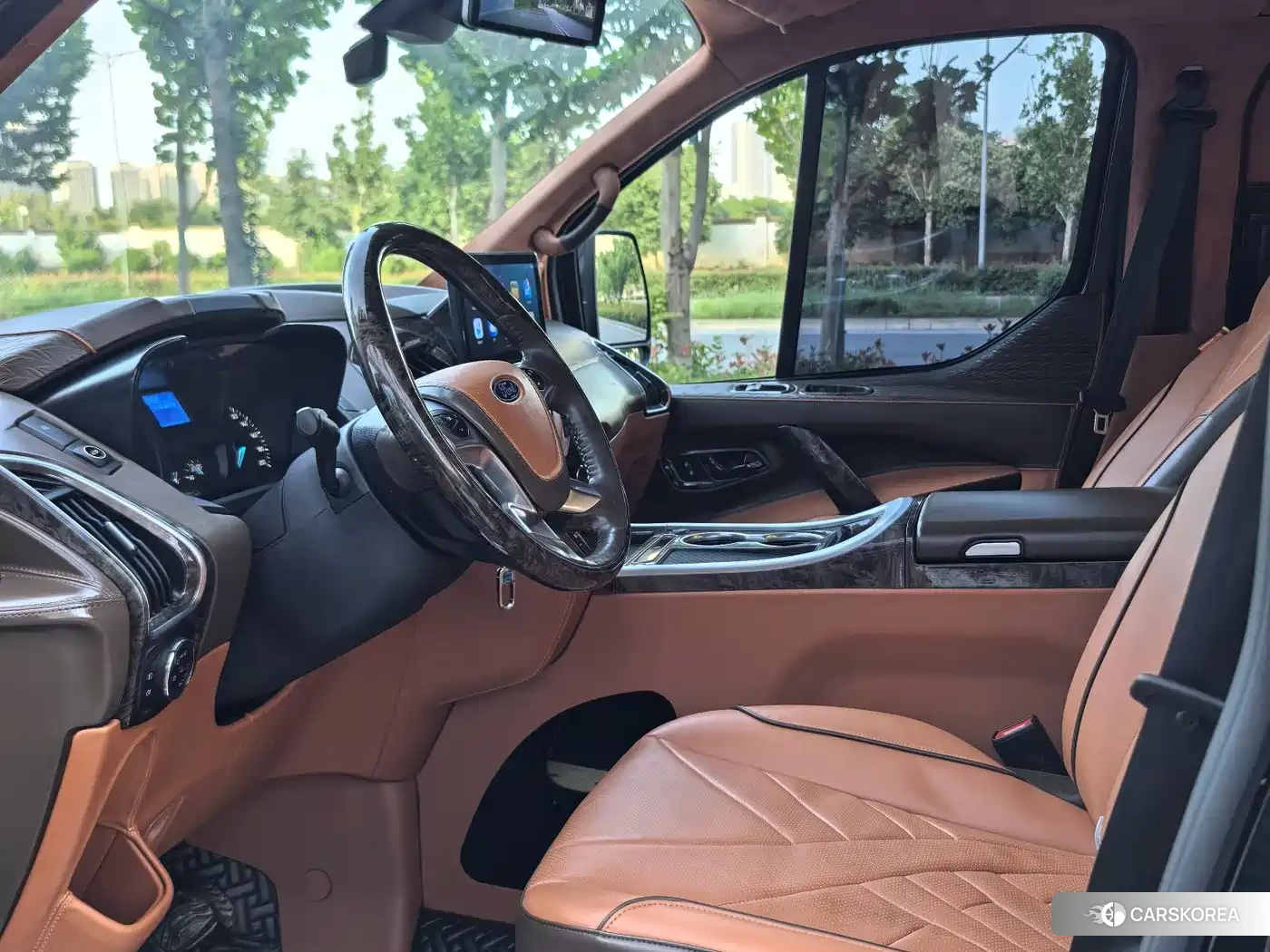Ford Tourneo 2023 Черный из Китая, фото 4