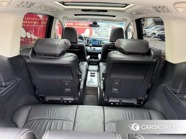 Honda Elysion 2021 Белый из Китая, фото 4