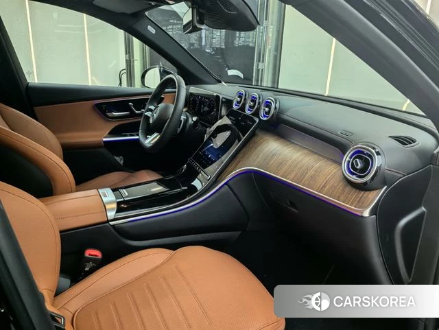 Mercedes-Benz GLC 2025 Черный из Китая, фото 4