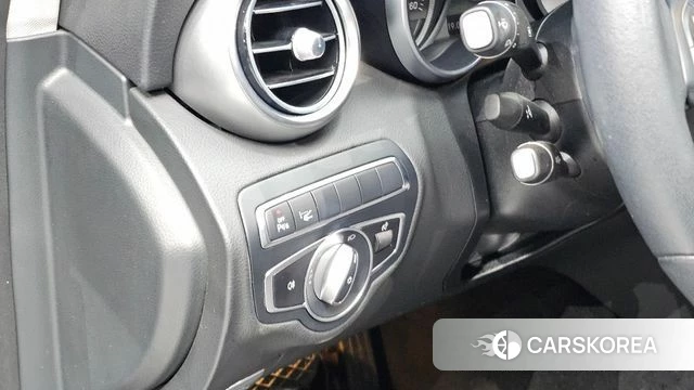 Mercedes-Benz C-Class W205 2018 Серый из Кореи, фото 4