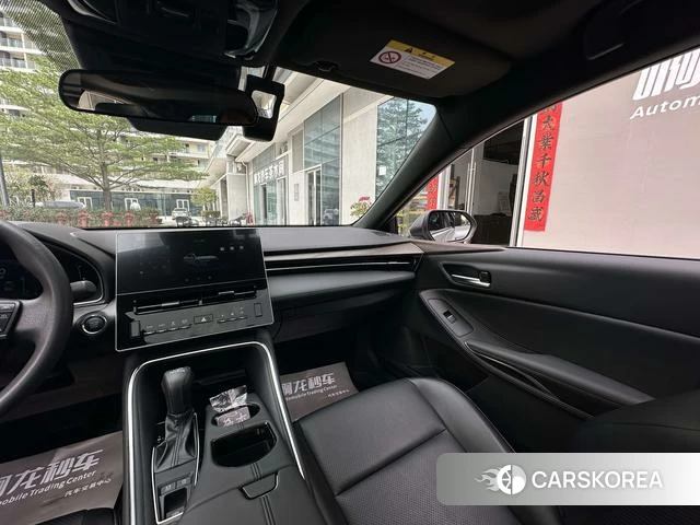 Toyota Avalon 2025 Серебристо-серый из Китая, фото 4
