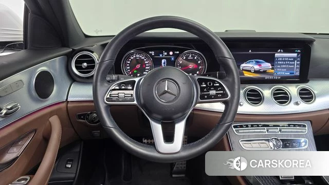 Mercedes-Benz E-Class W213 2020 Белый из Кореи, фото 4