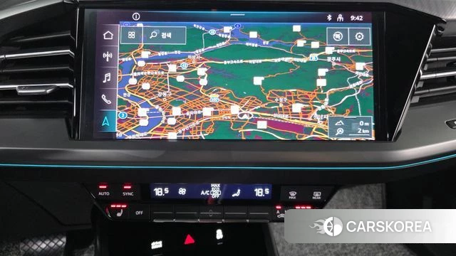 Audi Q4 e-Tron (F4) 2022 Черный из Кореи, фото 4